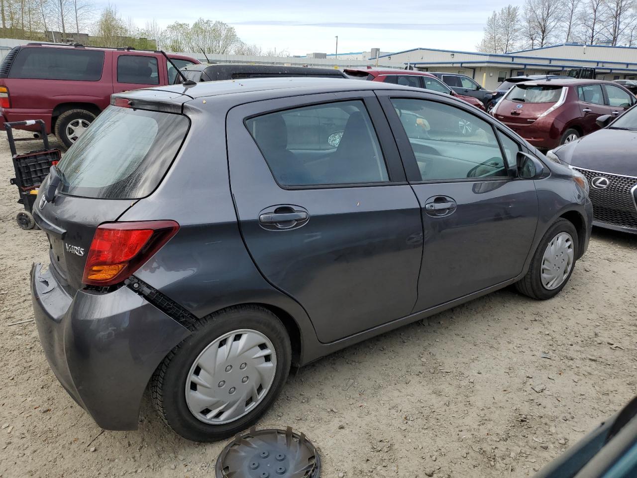 2017 TOYOTA YARIS L - Фото 3