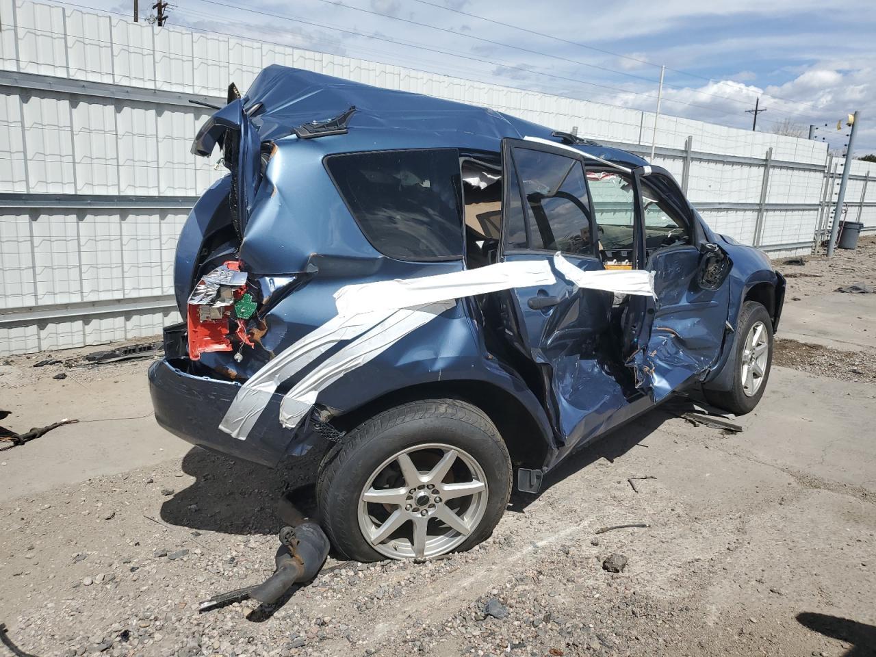 2011 TOYOTA RAV4 - Фото 3