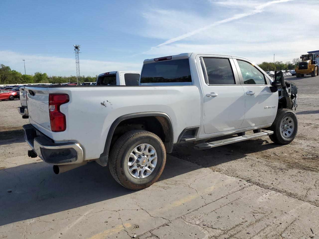 2023 CHEVROLET SILVERADO - Фото 3