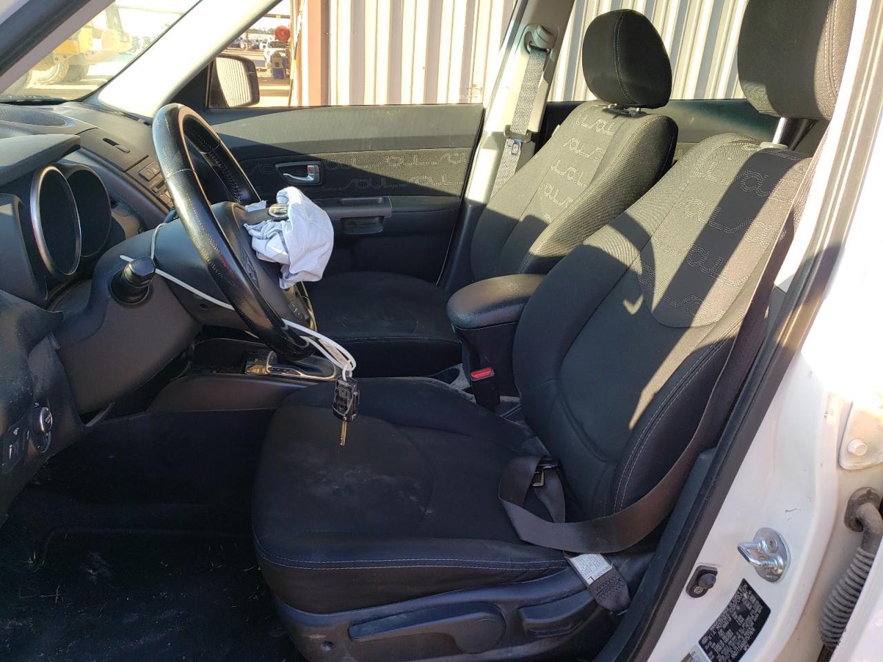 2013 KIA SOUL + - Image 7