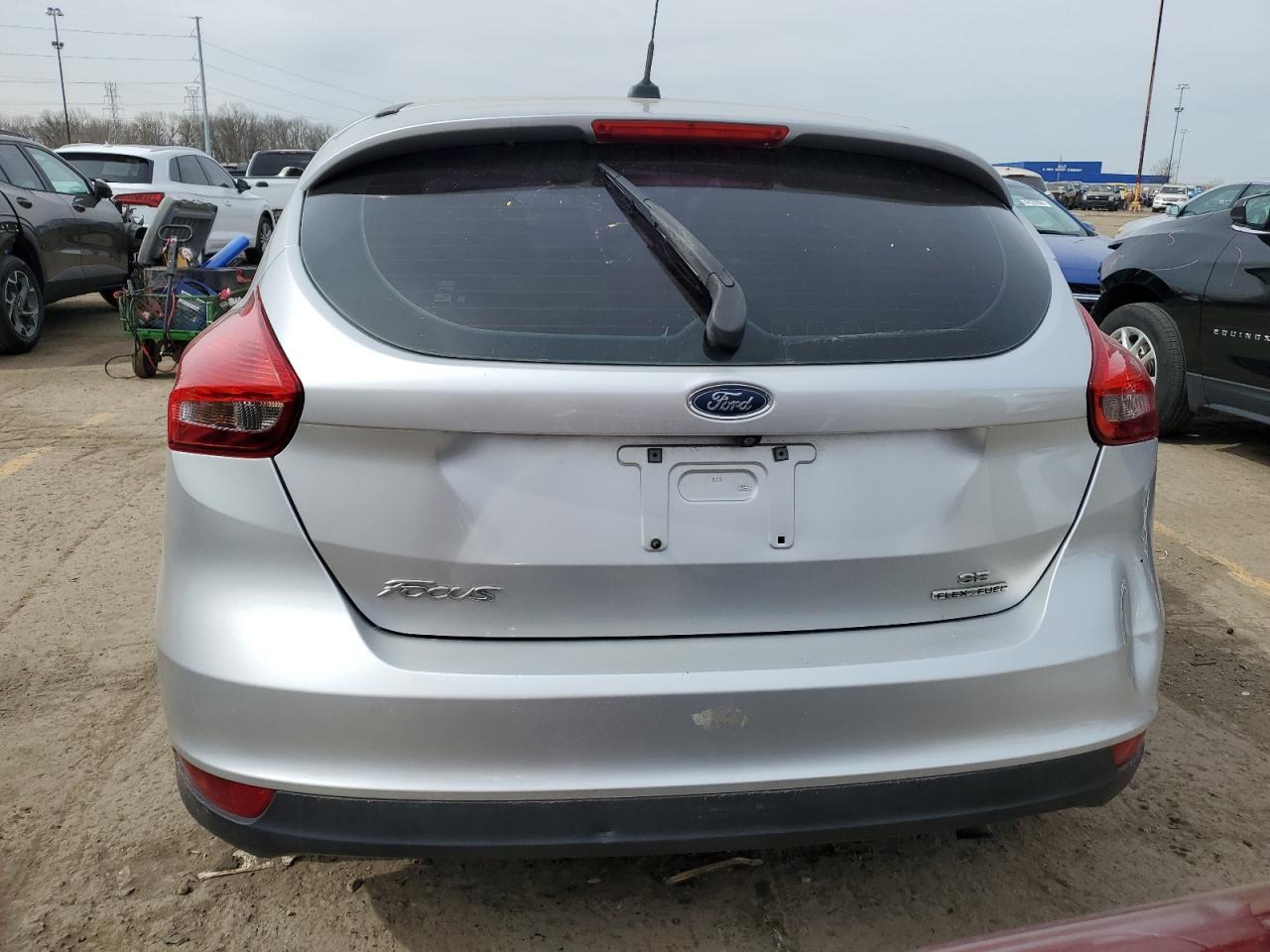 2016 FORD FOCUS SE - Image 6
