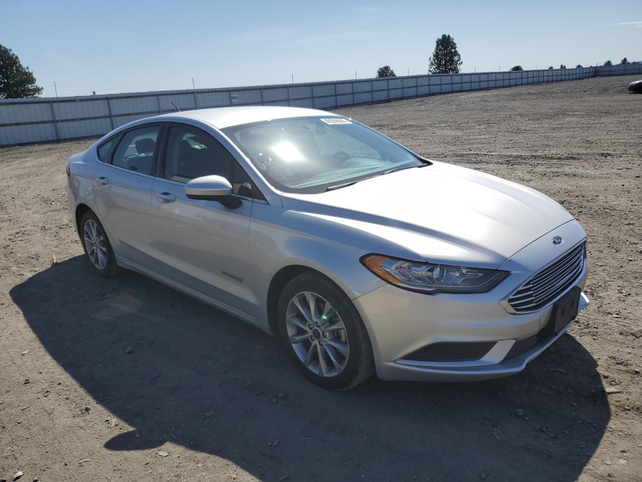 2017 FORD FUSION SE - Фото 4