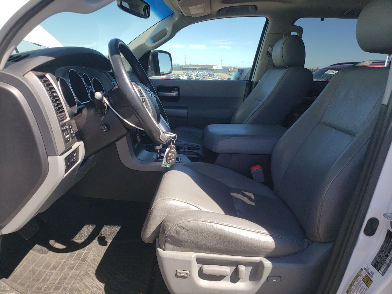 2016 TOYOTA SEQUOIA LI - Фото 7