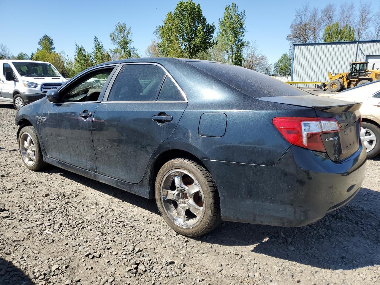 2013 TOYOTA CAMRY L - Image 2