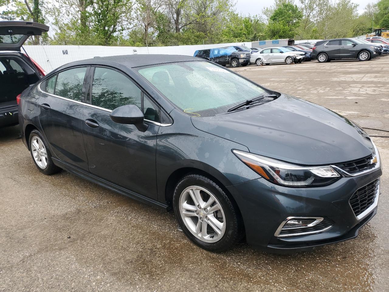 2017 CHEVROLET CRUZE LT - Image 4