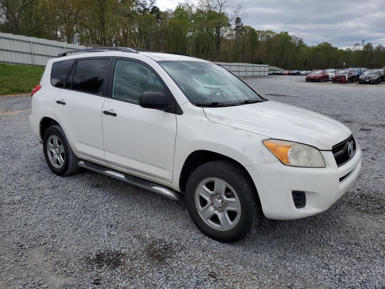 2011 TOYOTA RAV4 - Фото 4