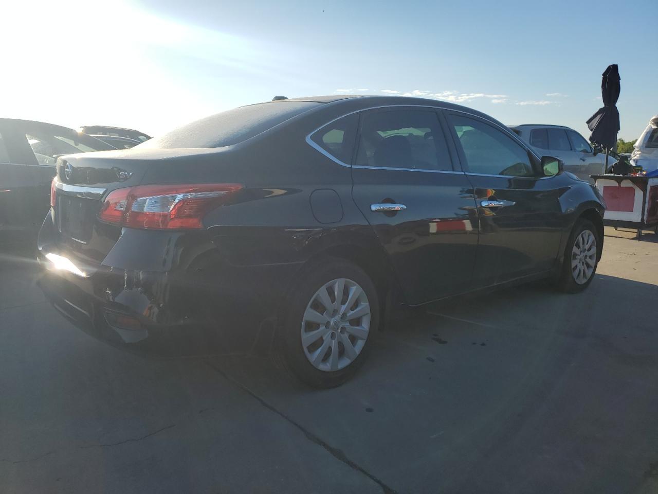 2017 NISSAN SENTRA S - Фото 3