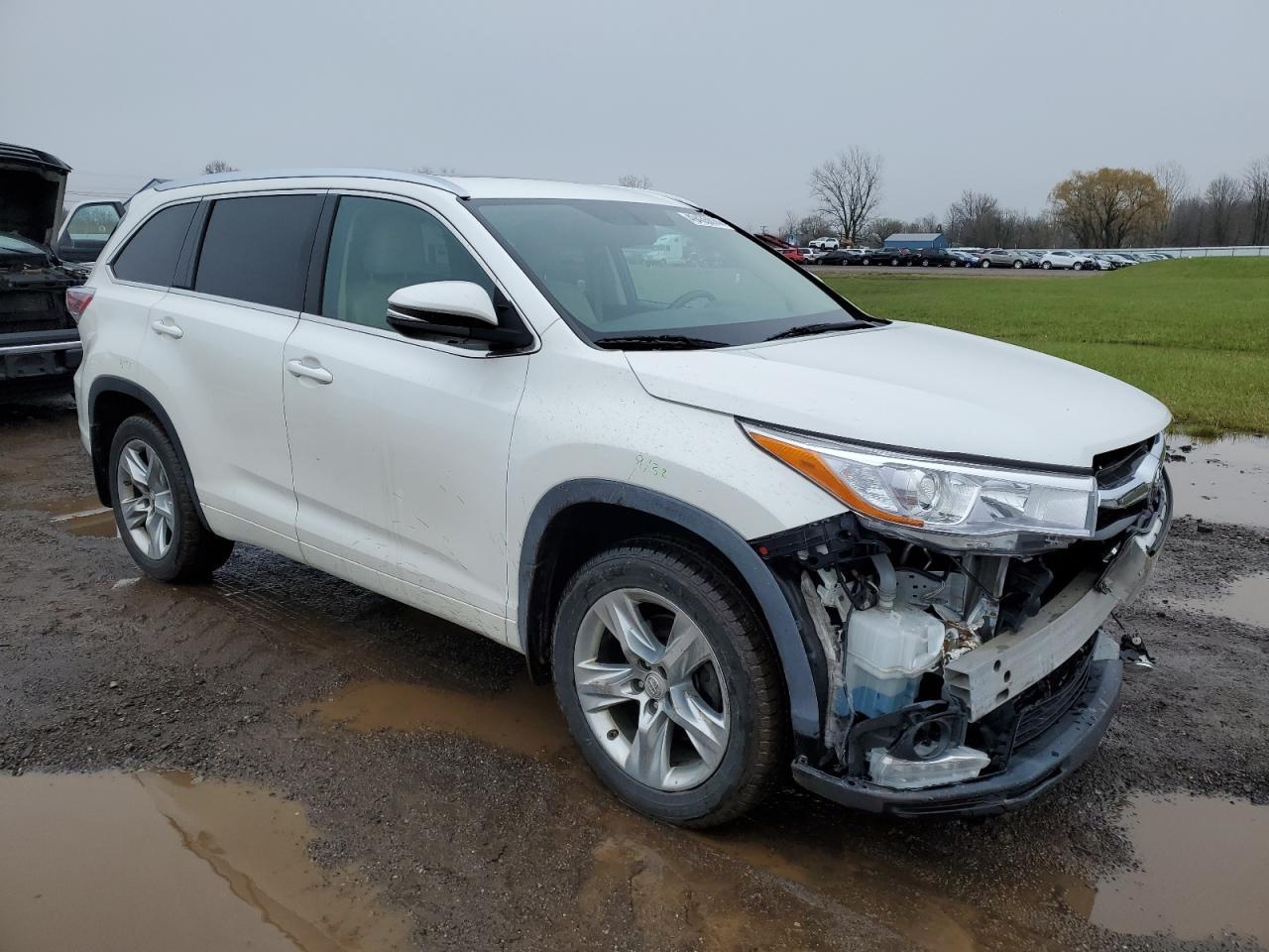 2015 TOYOTA HIGHLANDER - Фото 4