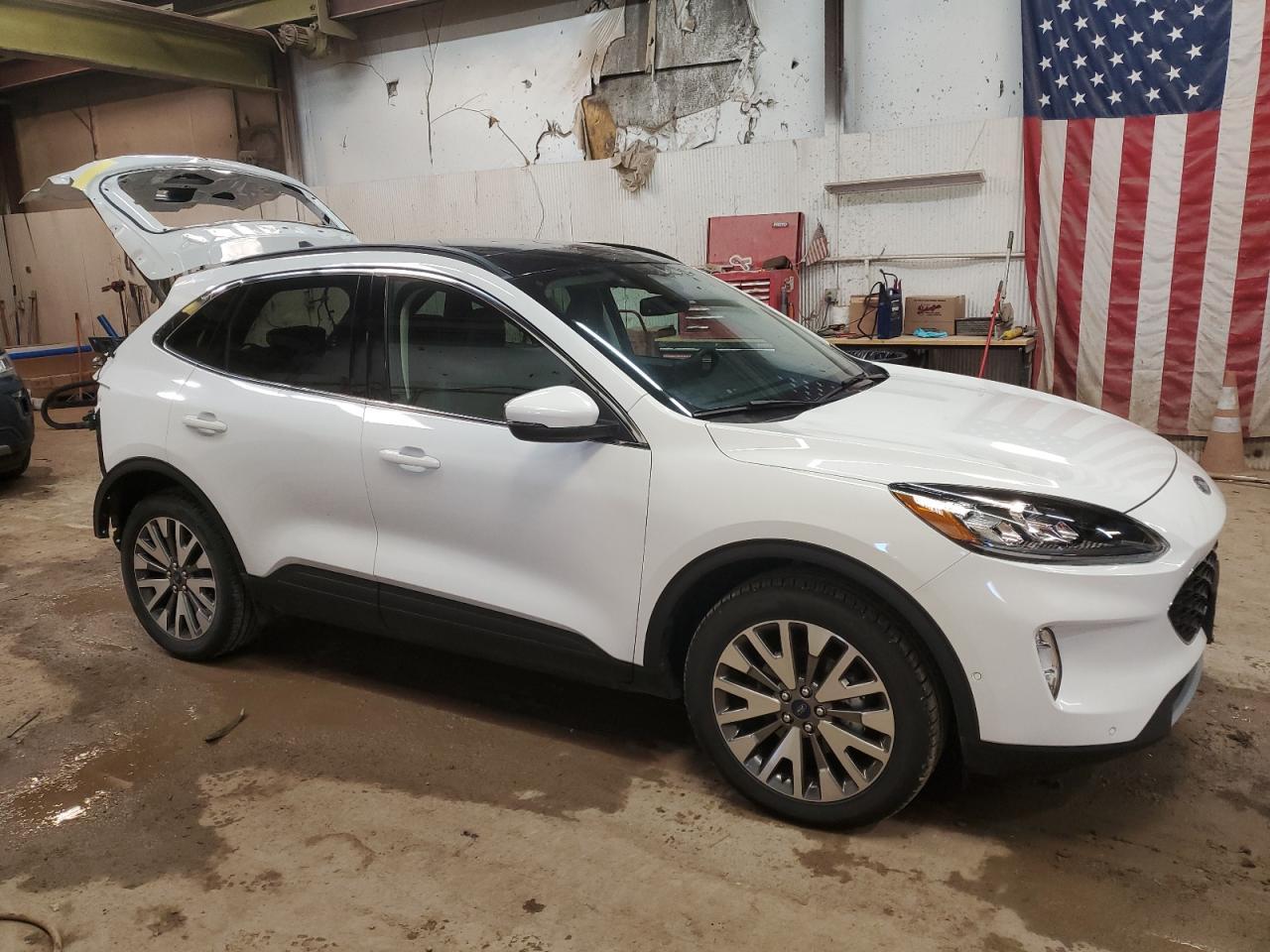 2020 FORD ESCAPE TIT - Image 4