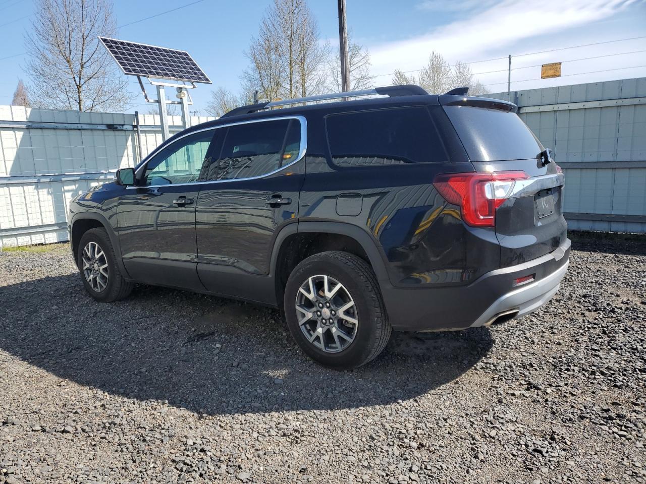 2023 GMC ACADIA SLT - Image 2