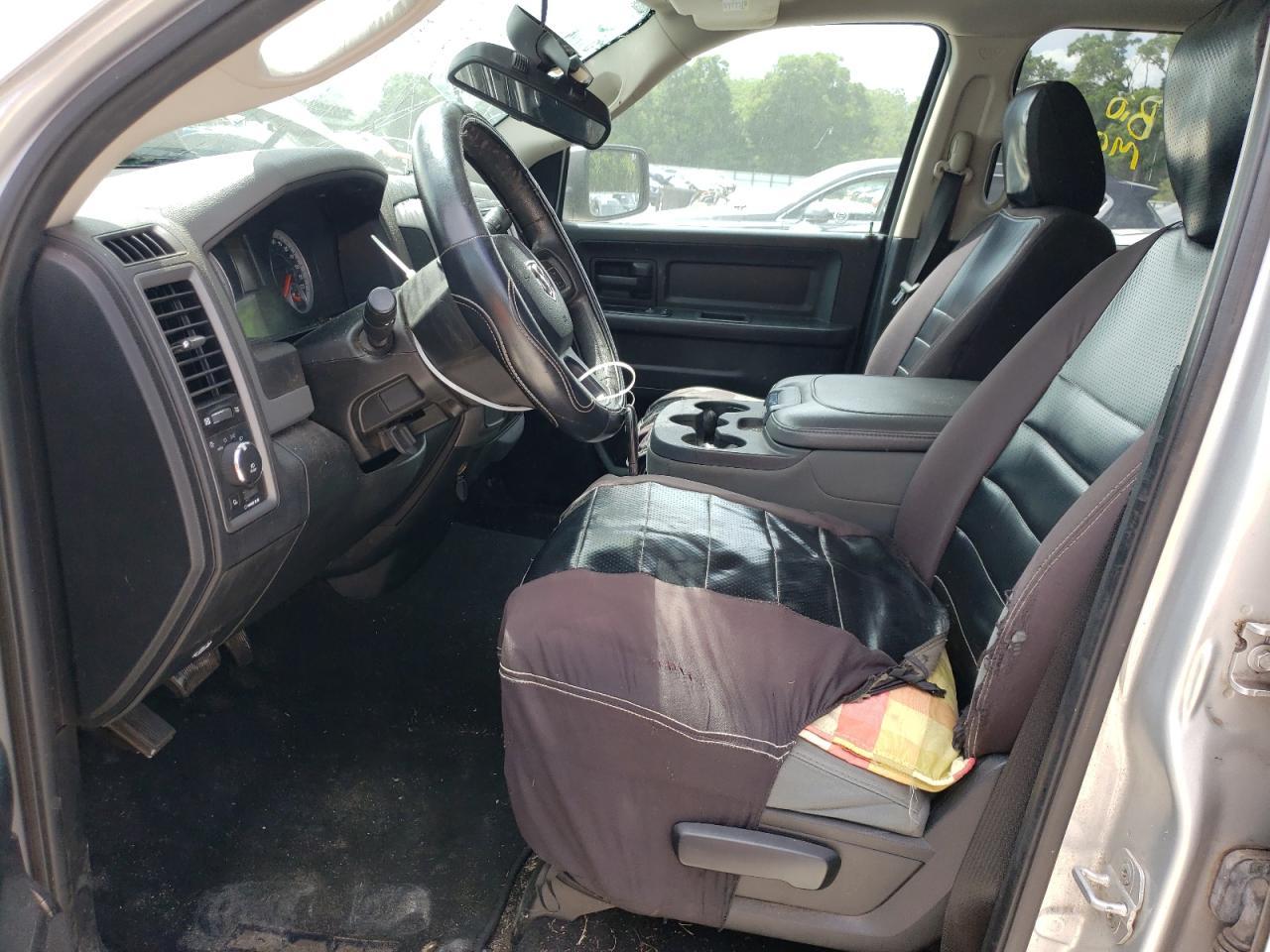 2014 RAM 1500 ST - Image 7
