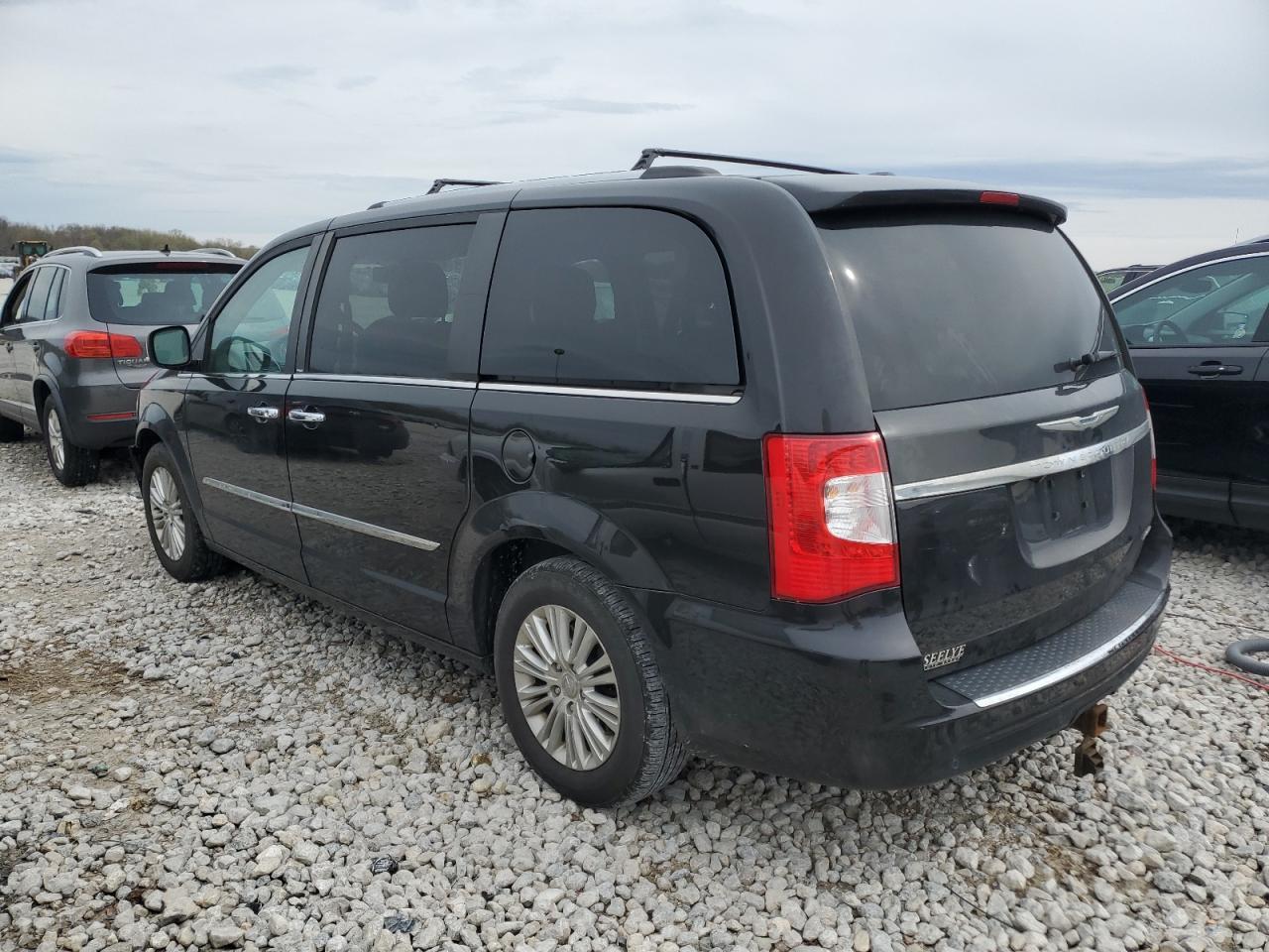 2014 CHRYSLER TOWN & COU - Фото 2