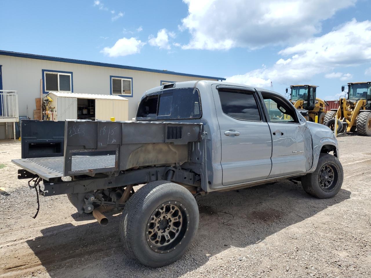2020 TOYOTA TACOMA DOU - Image 3
