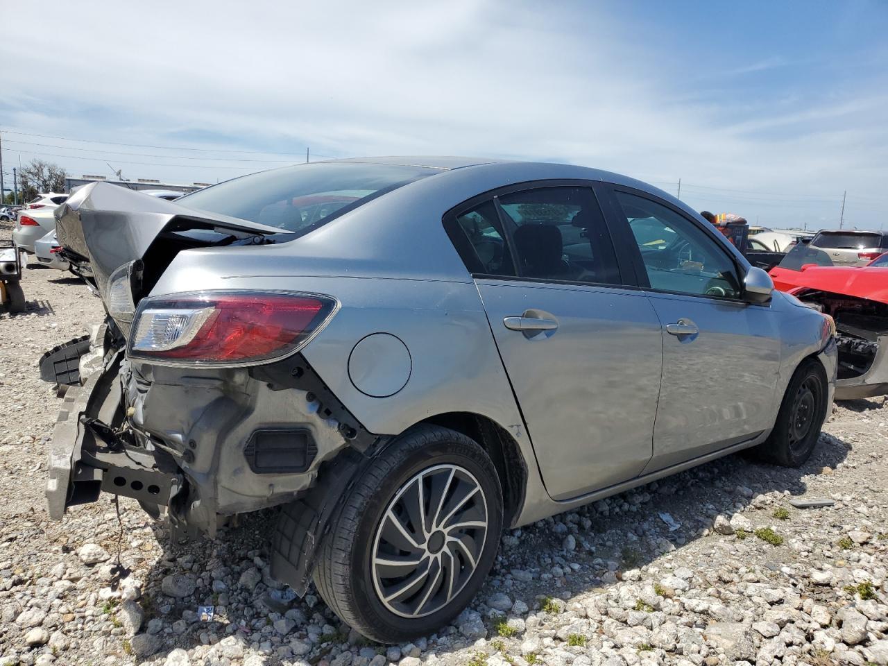 2013 MAZDA 3 I - Фото 3