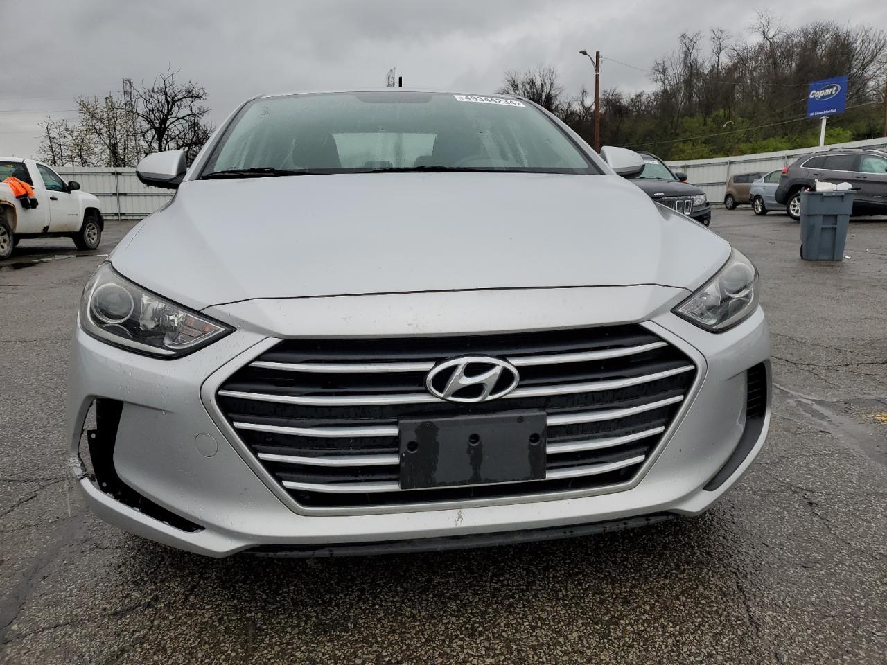 2018 HYUNDAI ELANTRA SE - Фото 5