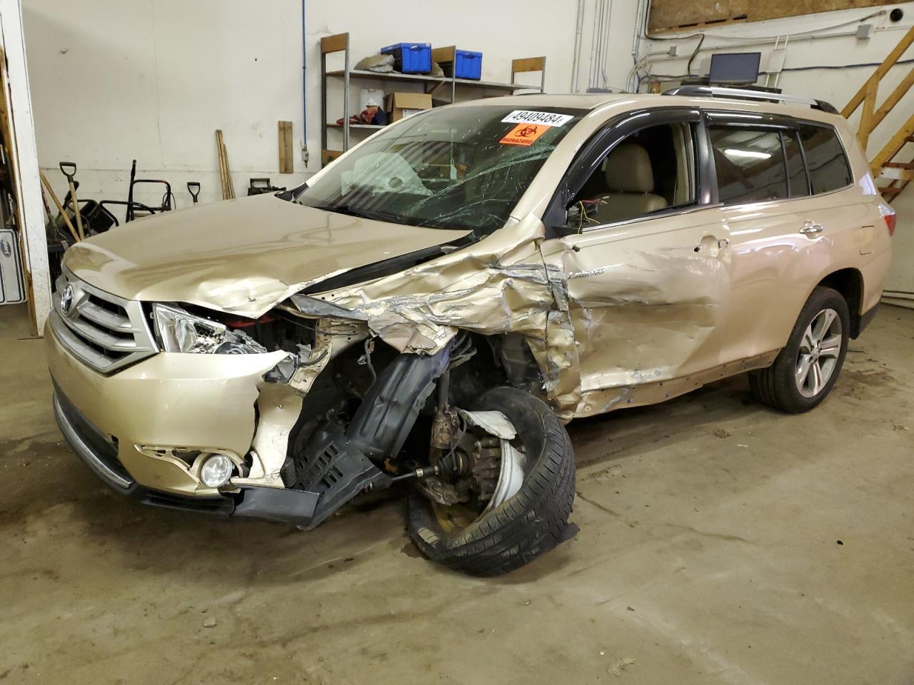 2011 TOYOTA HIGHLANDER