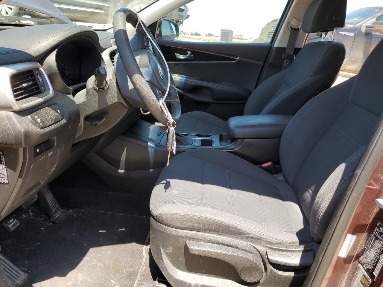 2017 KIA SORENTO LX - Фото 7
