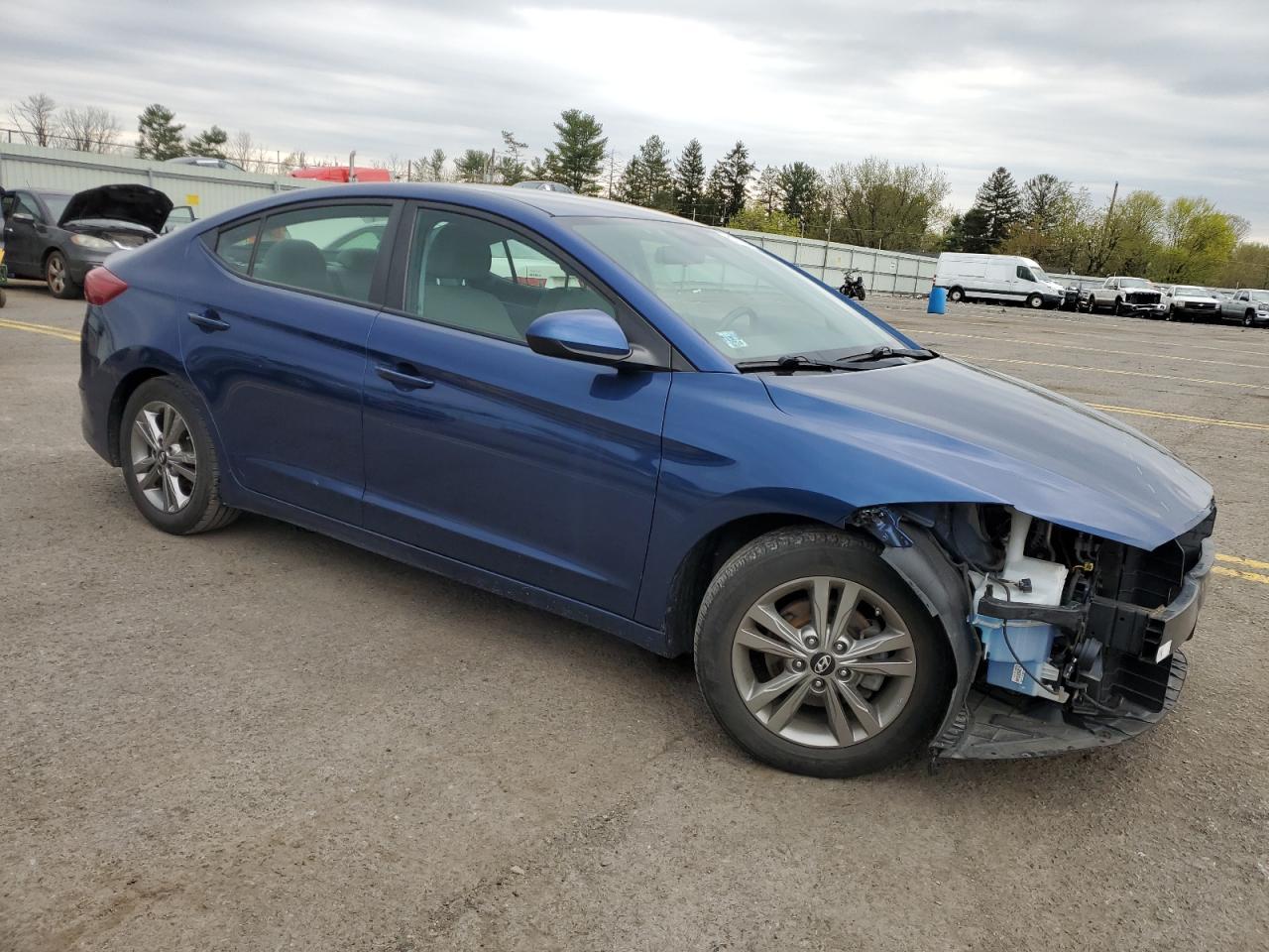 2017 HYUNDAI ELANTRA SE - Image 4
