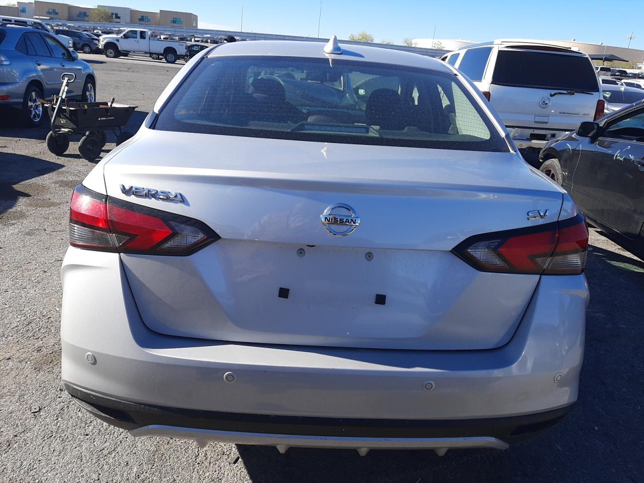 2021 NISSAN VERSA SV - Image 6