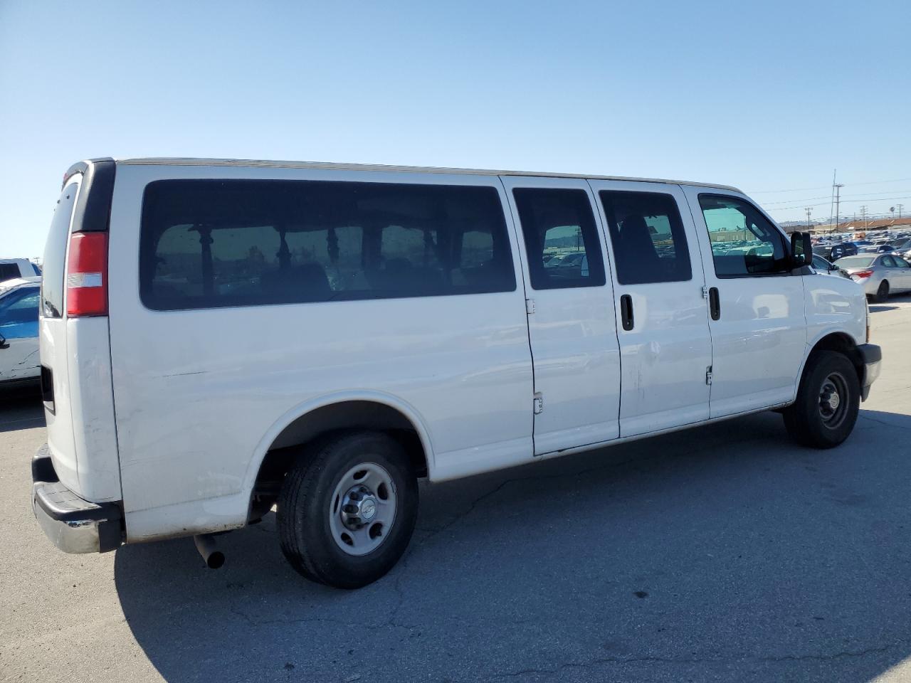 2017 CHEVROLET EXPRESS G3 - Фото 3