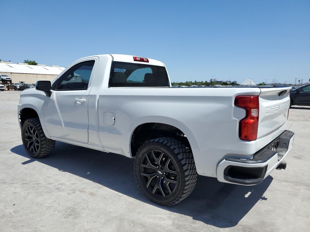 2021 CHEVROLET SILVERADO - Фото 2