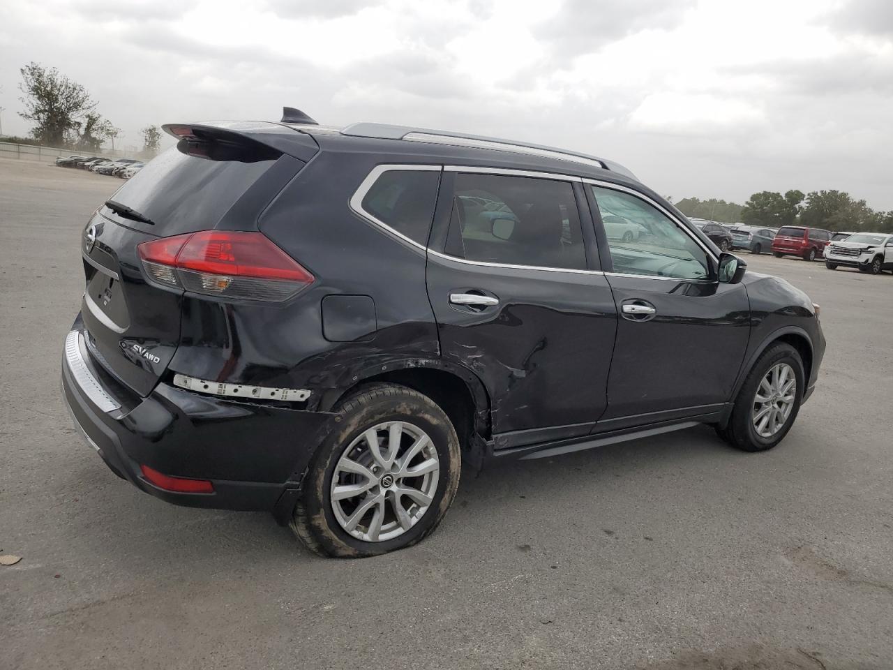 2018 NISSAN ROGUE S - Image 3