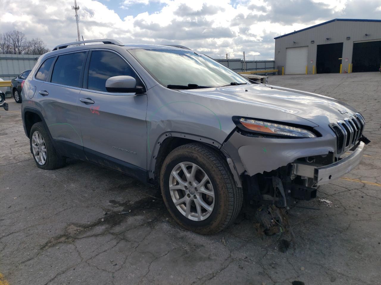 2017 JEEP CHEROKEE L - Image 4