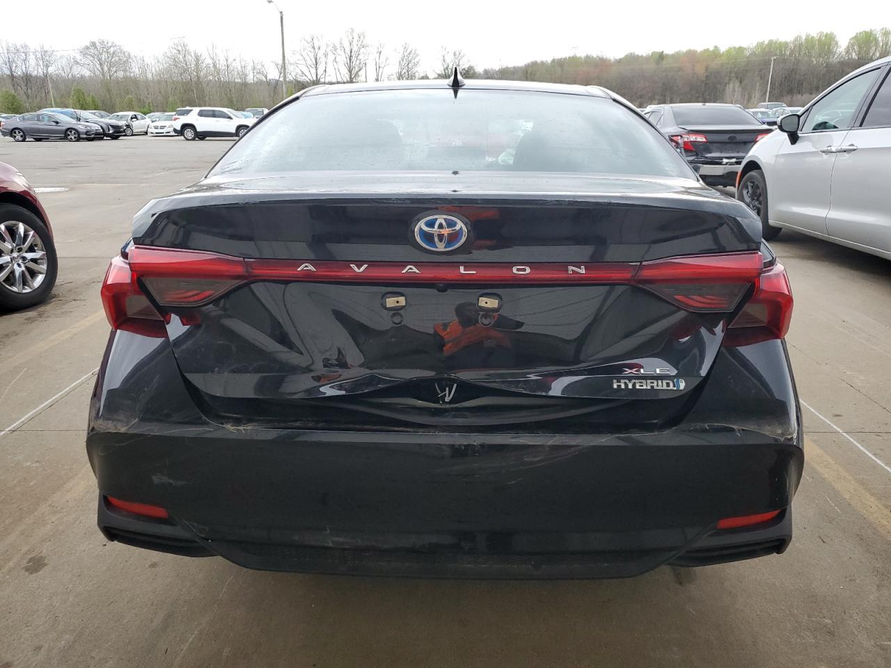 2022 TOYOTA AVALON XLE - Image 6