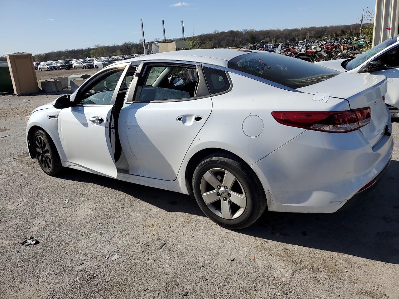 2016 KIA OPTIMA LX - Фото 2