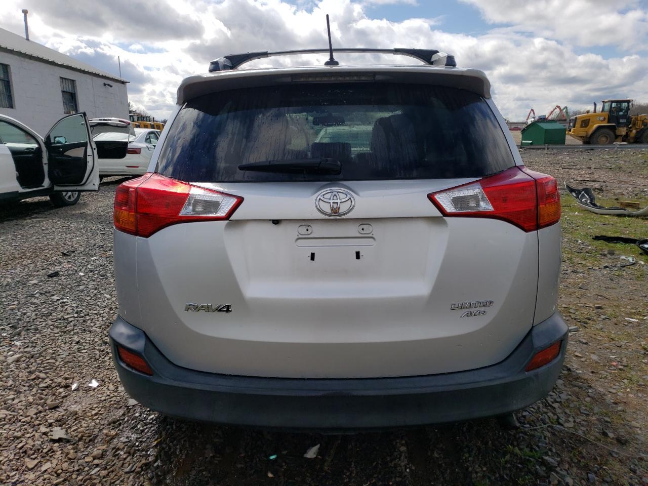 2013 TOYOTA RAV4 LIMIT - Image 6