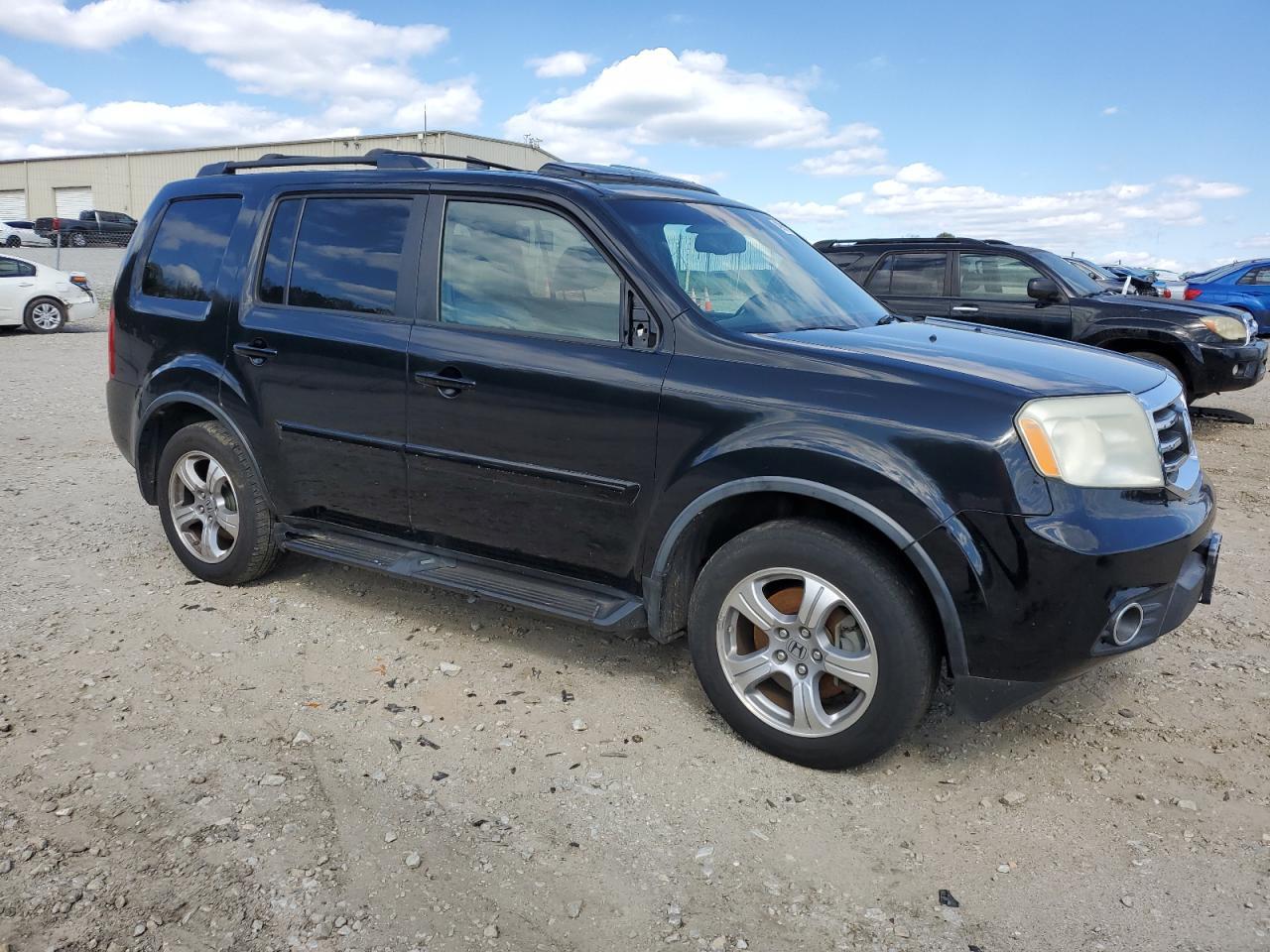 2013 HONDA PILOT EXLN - Image 4