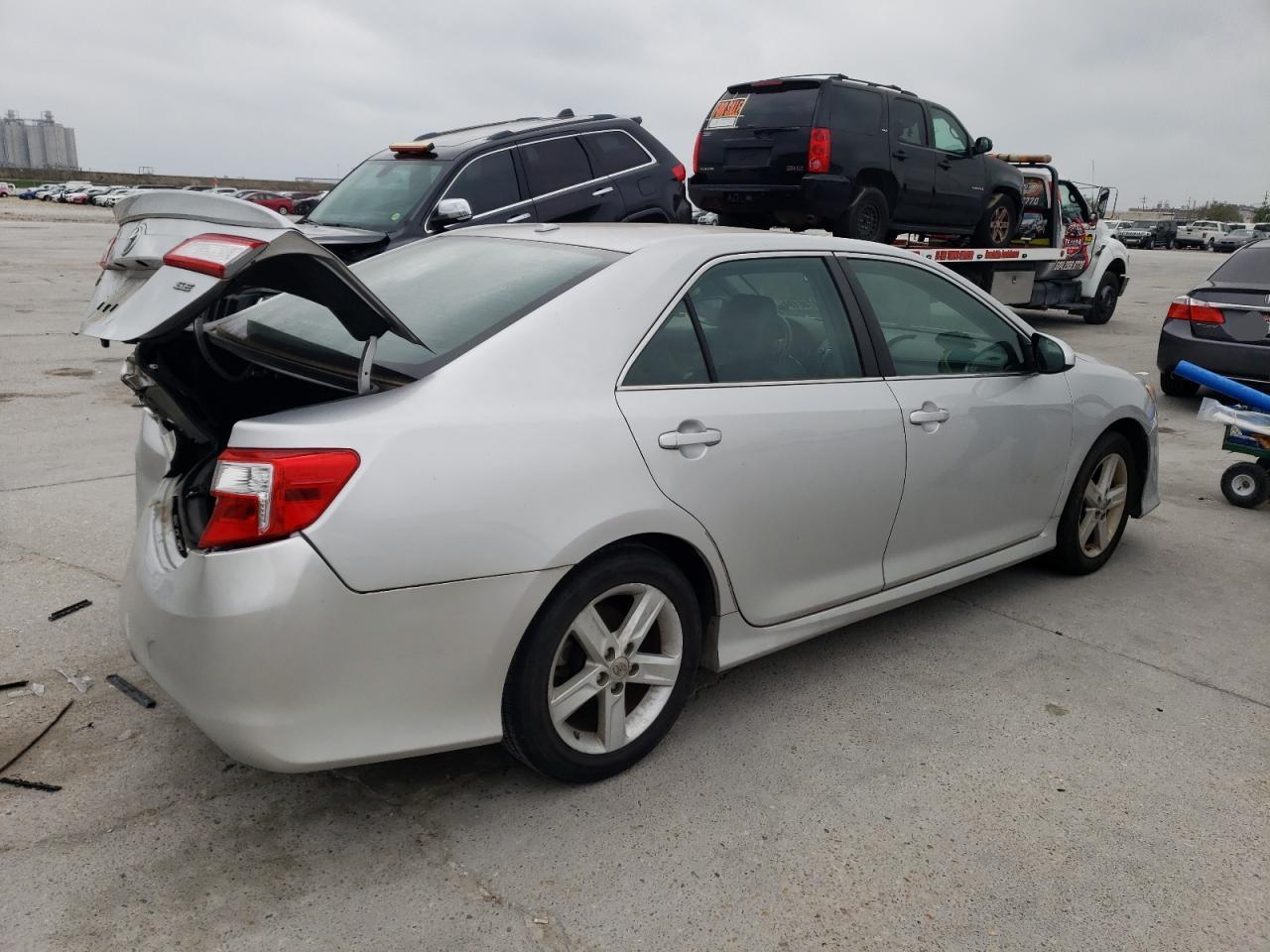 2012 TOYOTA CAMRY BASE - Фото 3