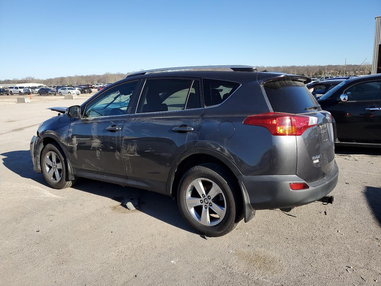 2015 TOYOTA RAV4 XLE - Фото 2