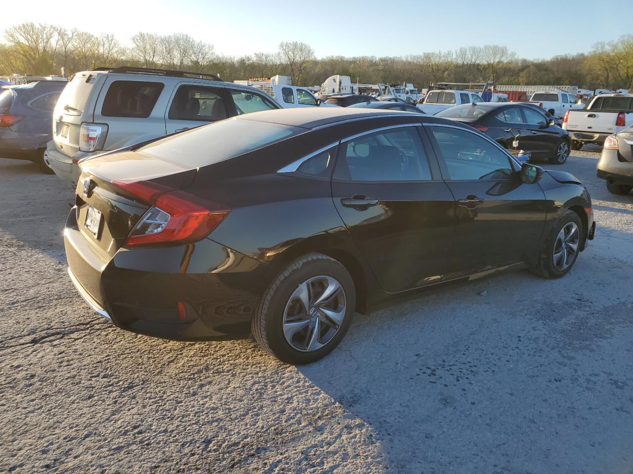 2020 HONDA CIVIC LX - Image 3