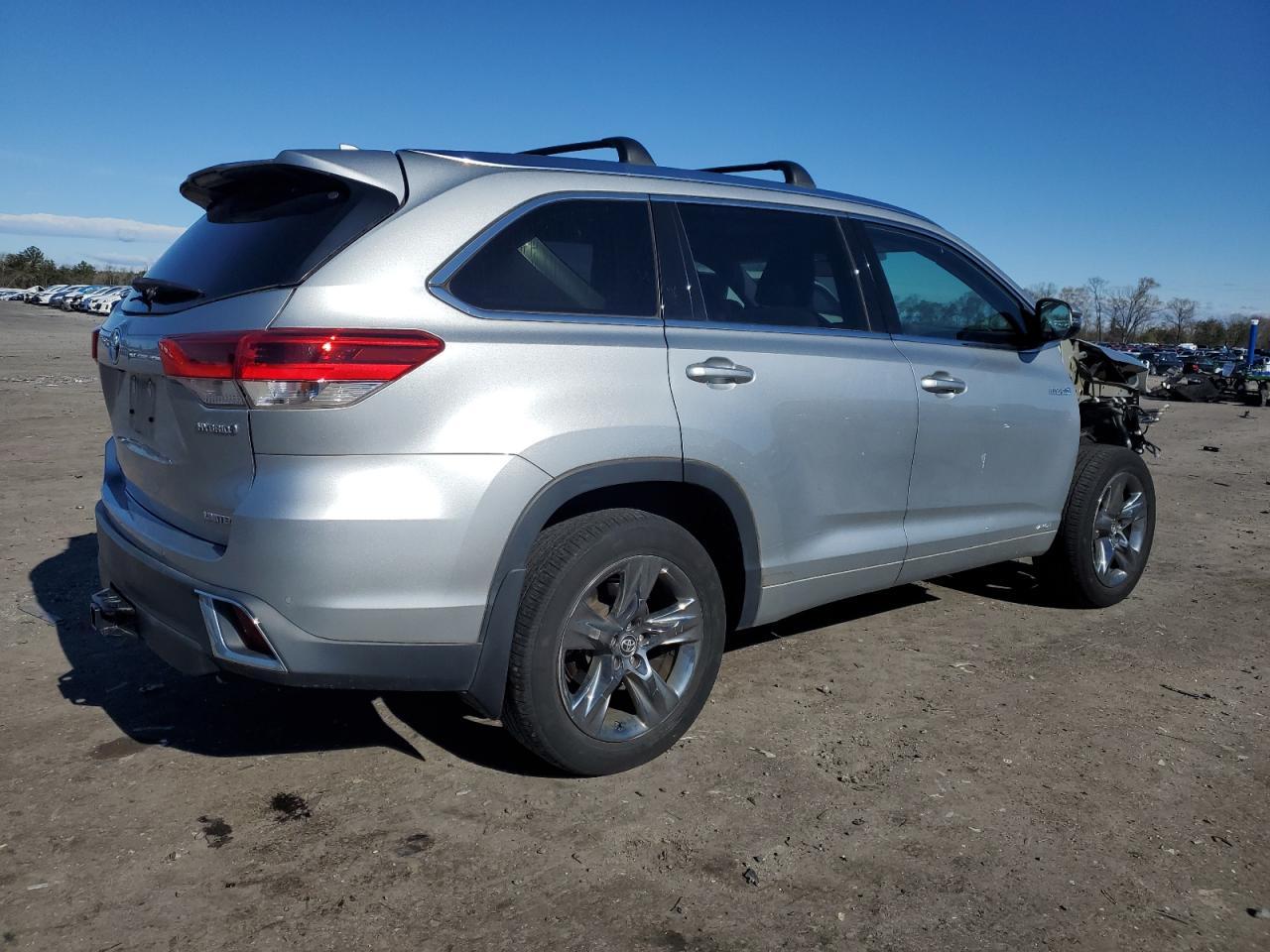 2019 TOYOTA HIGHLANDER - Фото 3