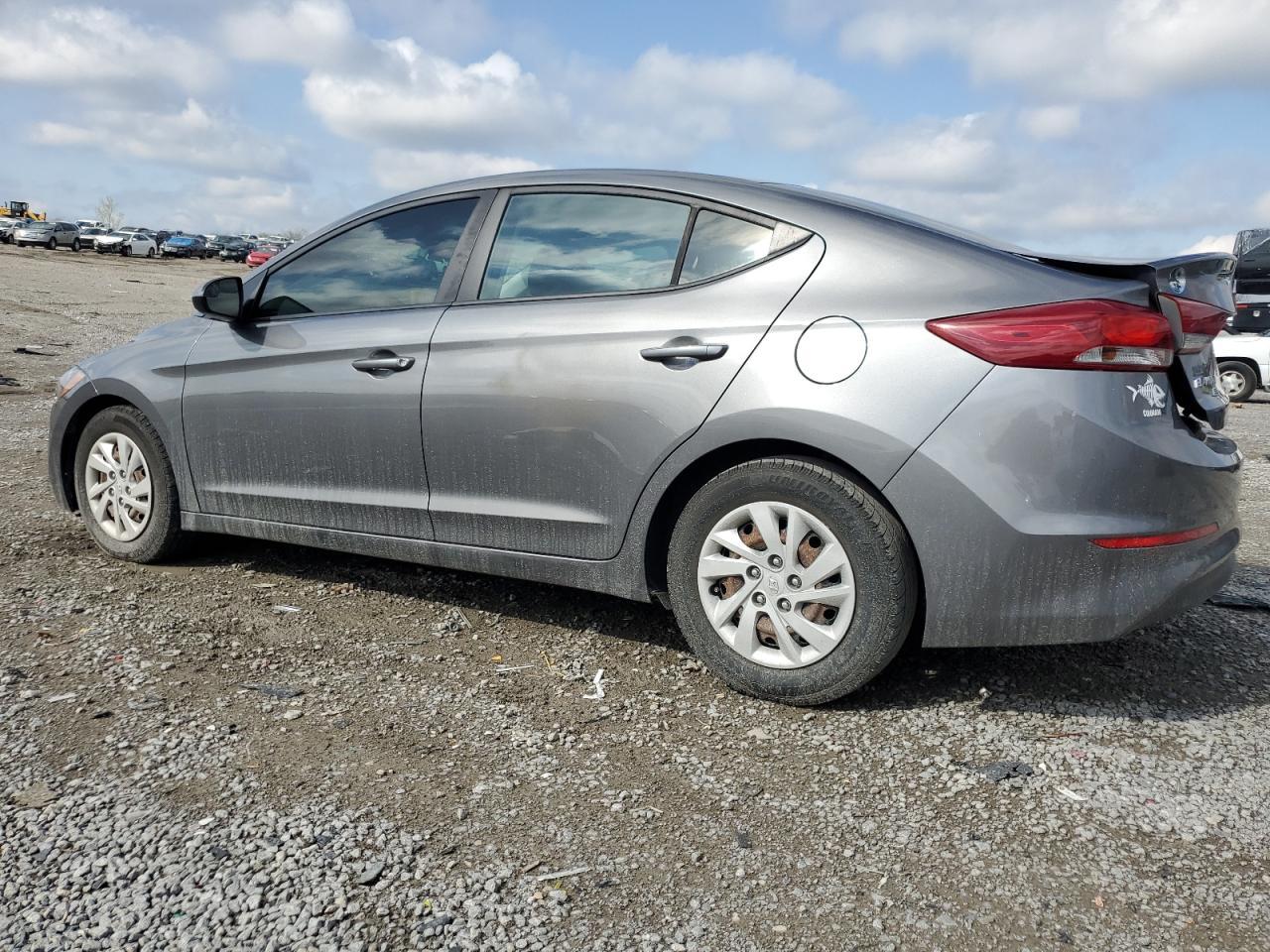 2018 HYUNDAI ELANTRA SE - Фото 2