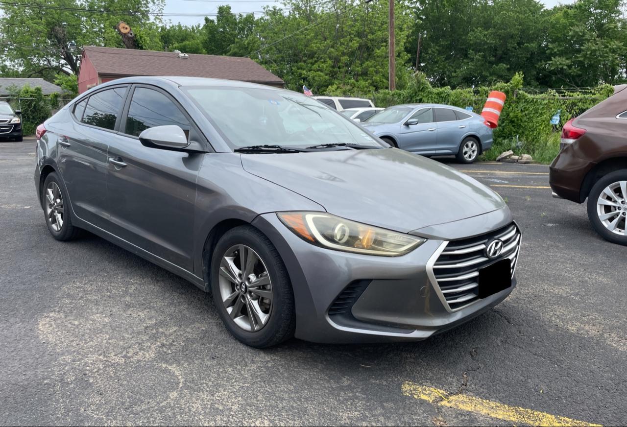 2018 HYUNDAI ELANTRA SE