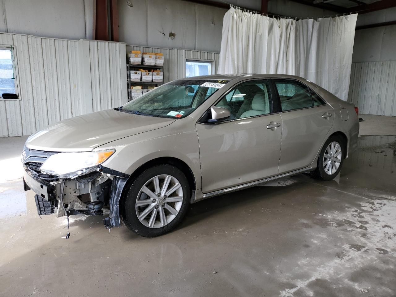2014 TOYOTA CAMRY L