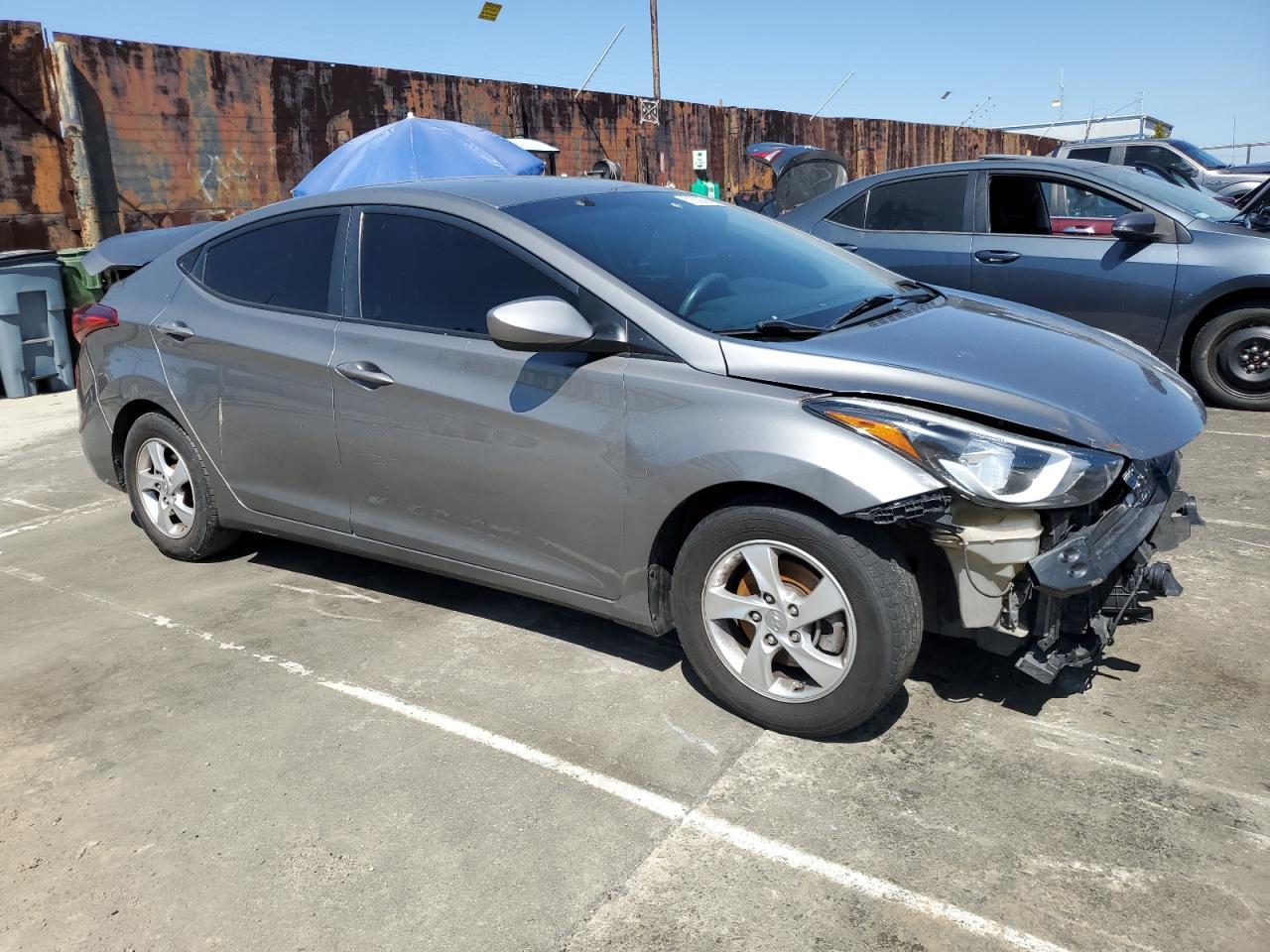2014 HYUNDAI ELANTRA SE - Image 4