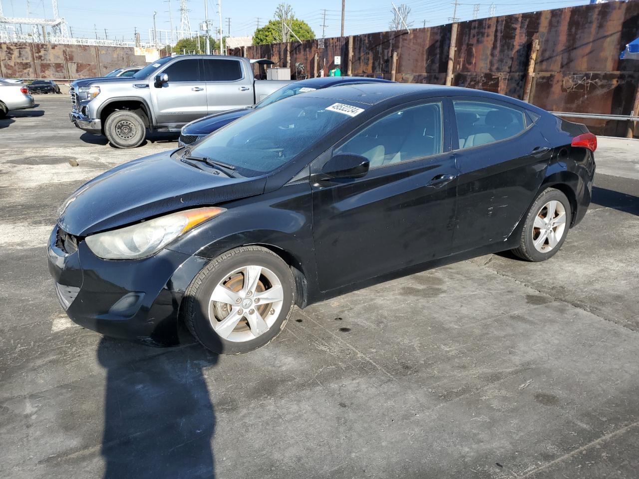 2013 HYUNDAI ELANTRA GL