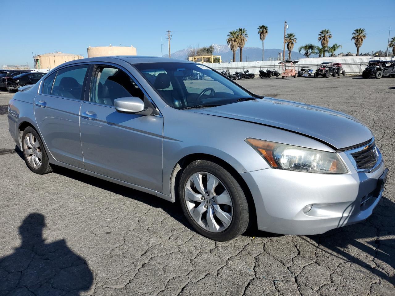 2010 HONDA ACCORD EXL - Фото 4