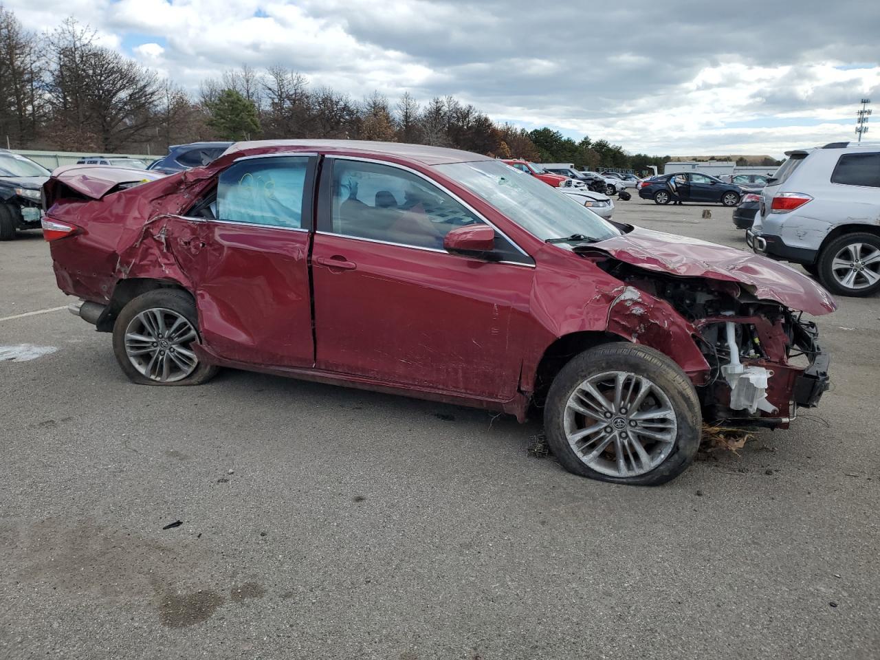 2016 TOYOTA CAMRY LE - Image 4