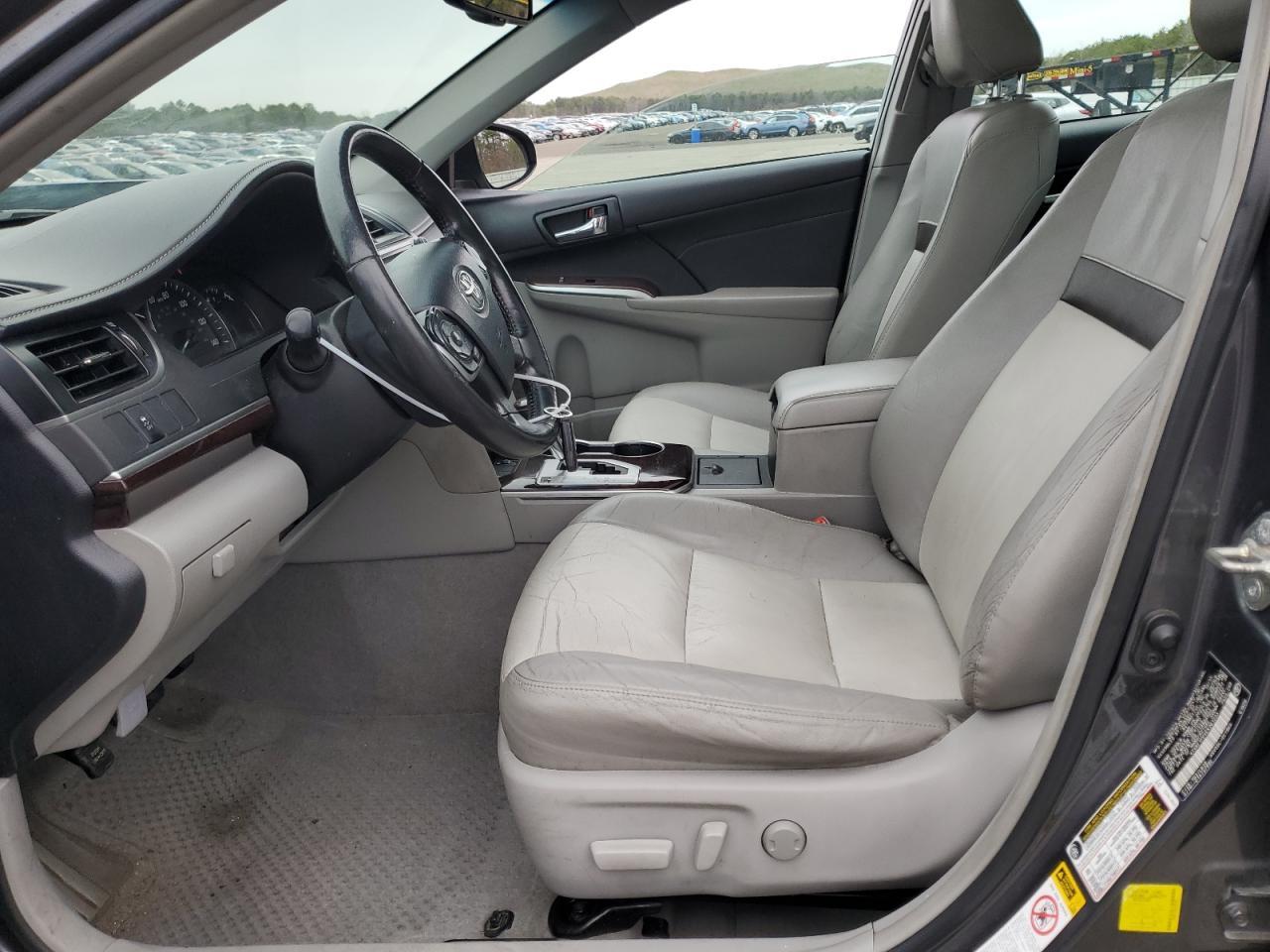 2014 TOYOTA CAMRY L - Image 7