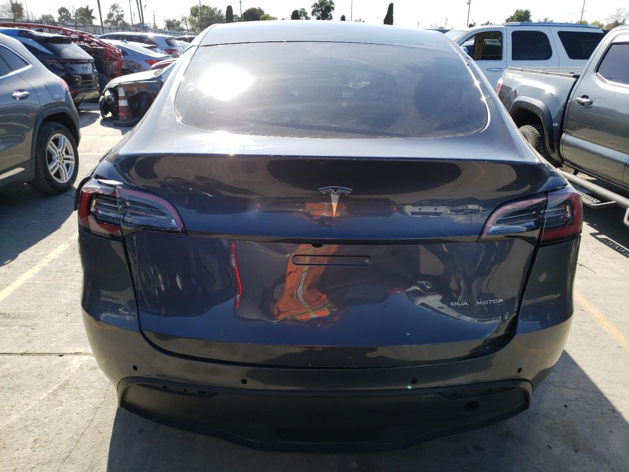 2023 TESLA MODEL Y - Фото 6