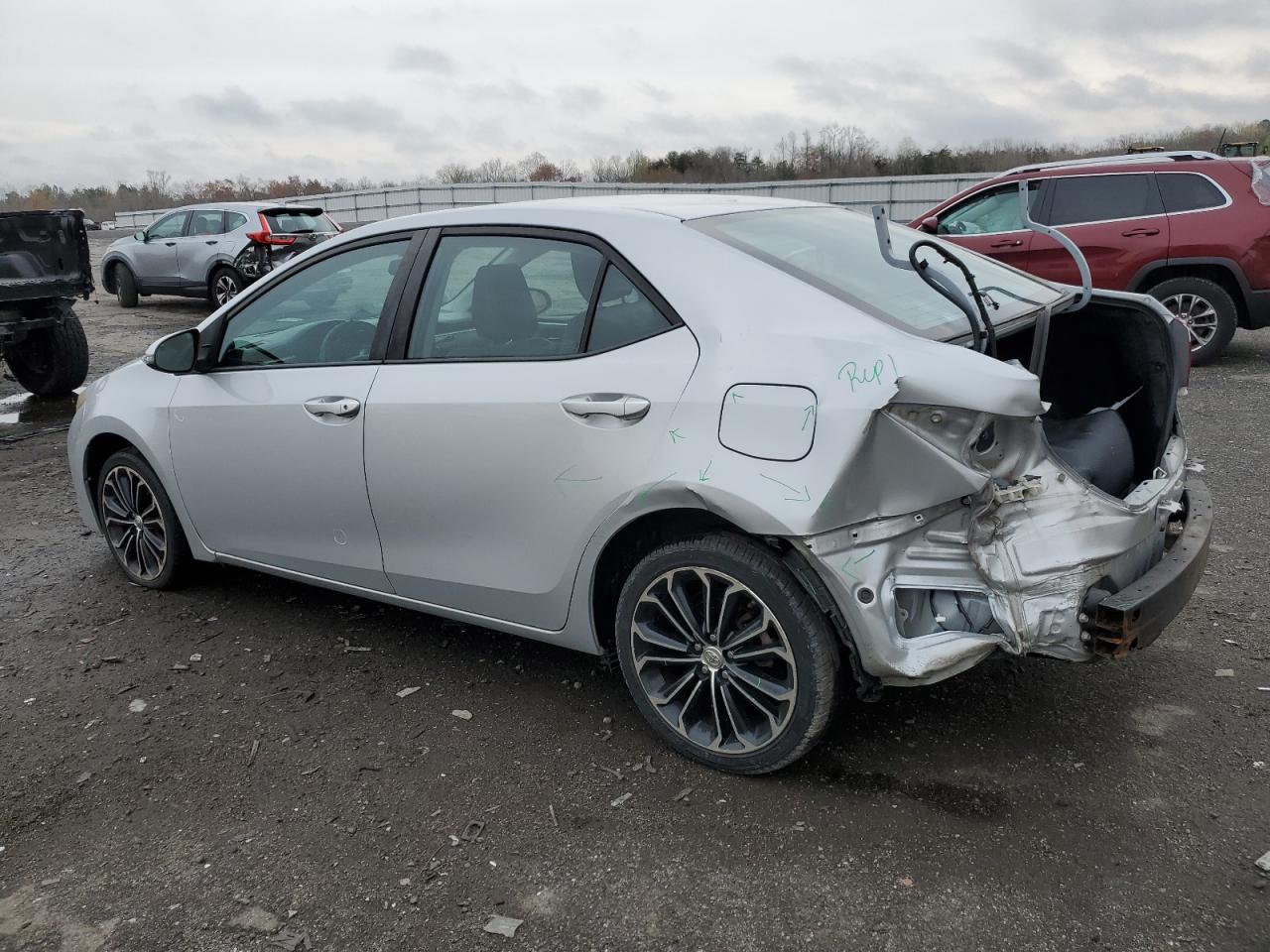 2014 TOYOTA COROLLA L - Фото 2