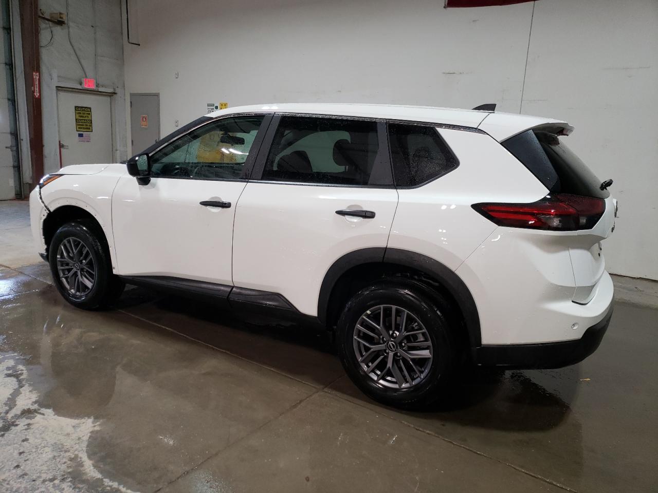 2024 NISSAN ROGUE S - Image 2