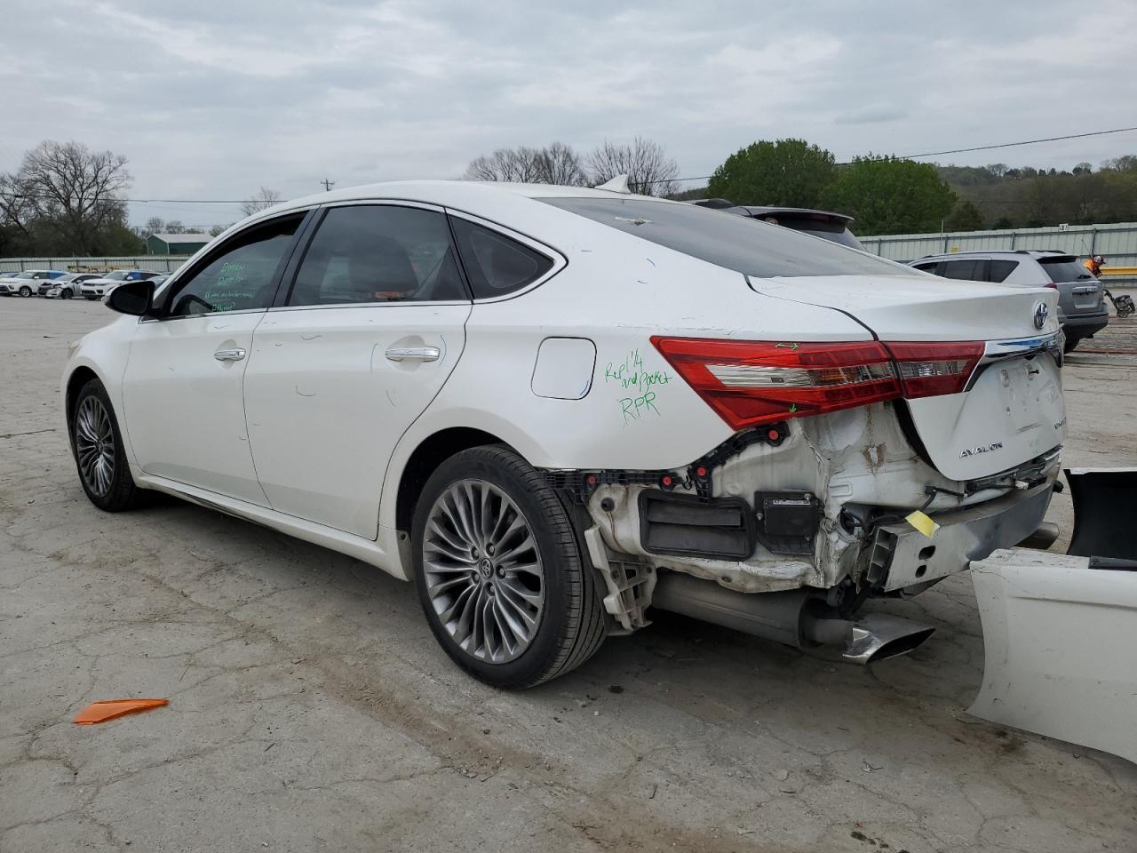 2016 TOYOTA AVALON XLE - Image 2