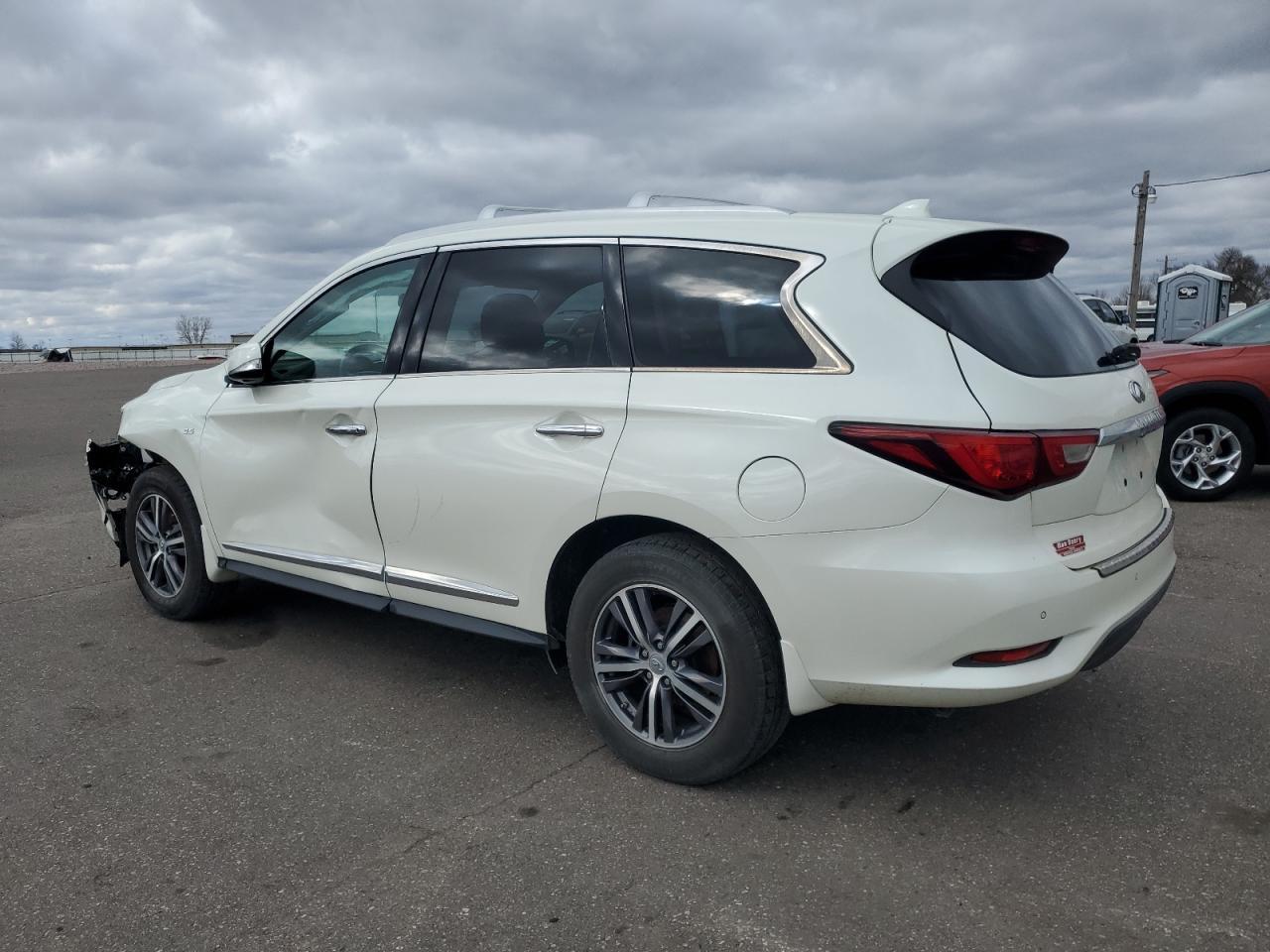 2017 INFINITI QX60 - Image 2