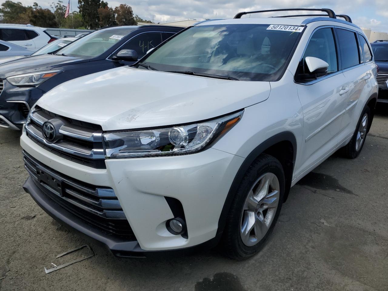 2018 TOYOTA HIGHLANDER