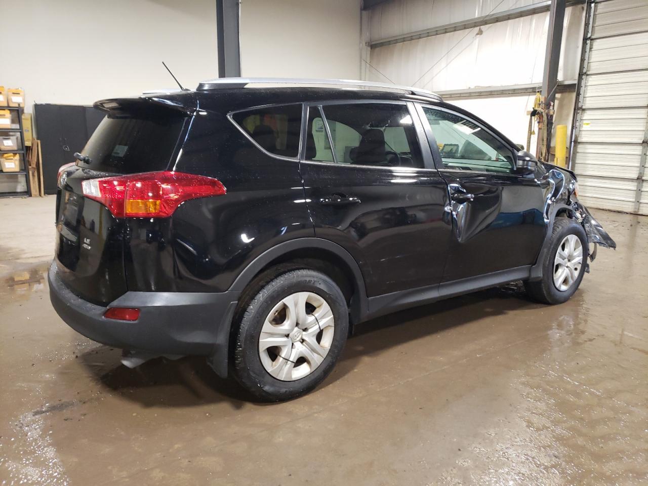 2014 TOYOTA RAV4 LE - Фото 3